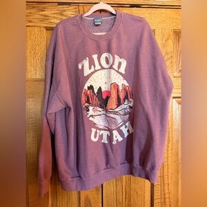 ARULA Mauve Zion Utah Crewneck Sweatshirt